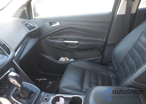 2014 Ford Escape Titanium z USA, uszkodzony, nr VIN 1FMCU0J91EUB40455